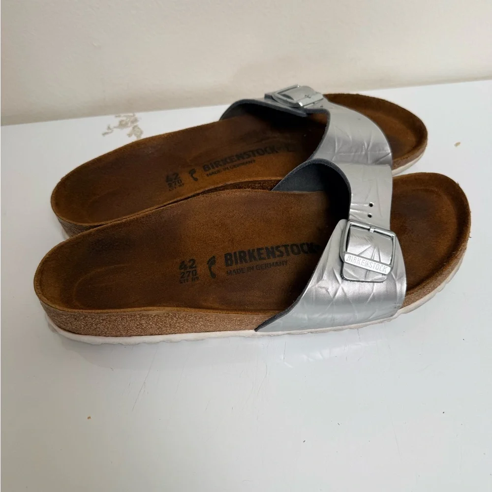 Birkenstock Madrid Silver One Strap Open Toe Slides Sandals  EU 42 L11/M9 - Picture 3 of 5